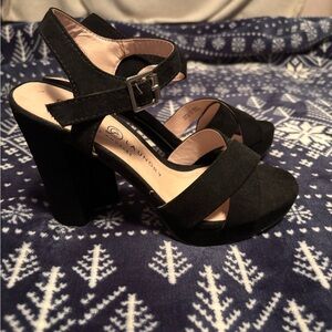Black Chunky Heel Sandals